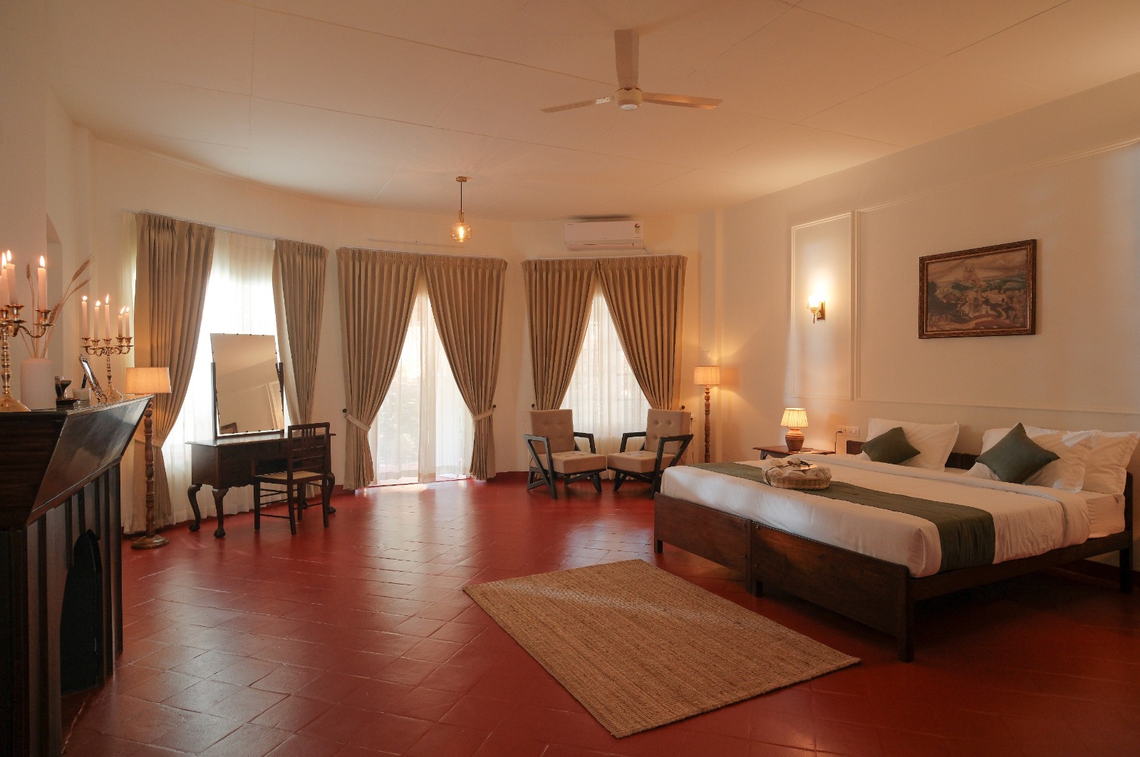 A 140-year-old British bungalow in the hills of Wayanad — photo 10